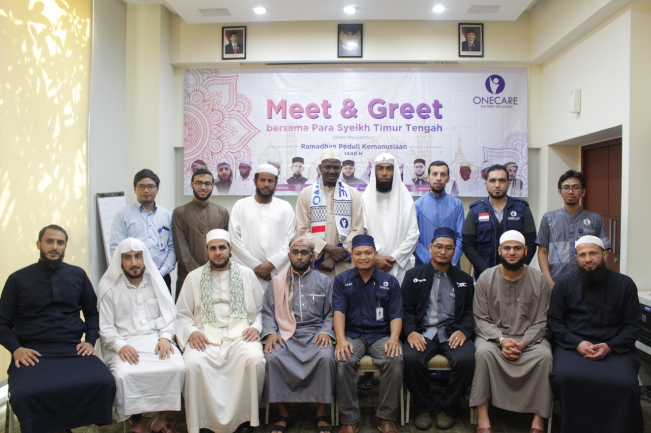 Hidupkan Bulan Suci Ramadhan, One Care Datangkan 12 Imam dari Timur Tengah